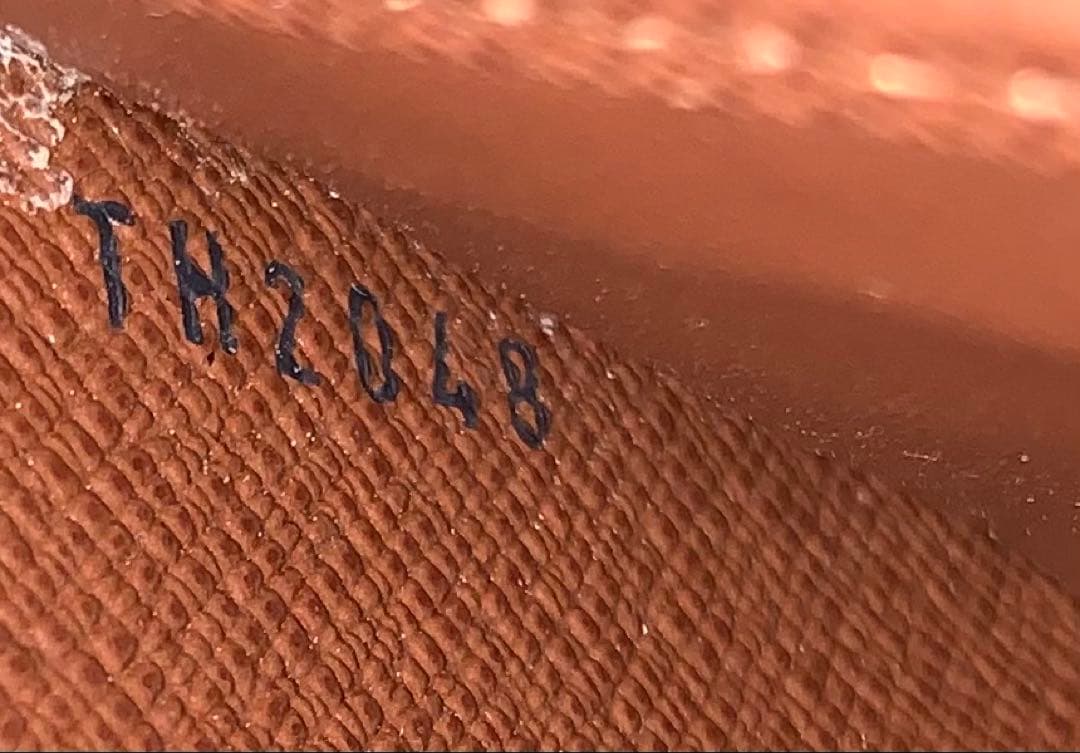 ルイ ヴィトン M61734 モノグラム ポルトフォイユ・サラ 長財布