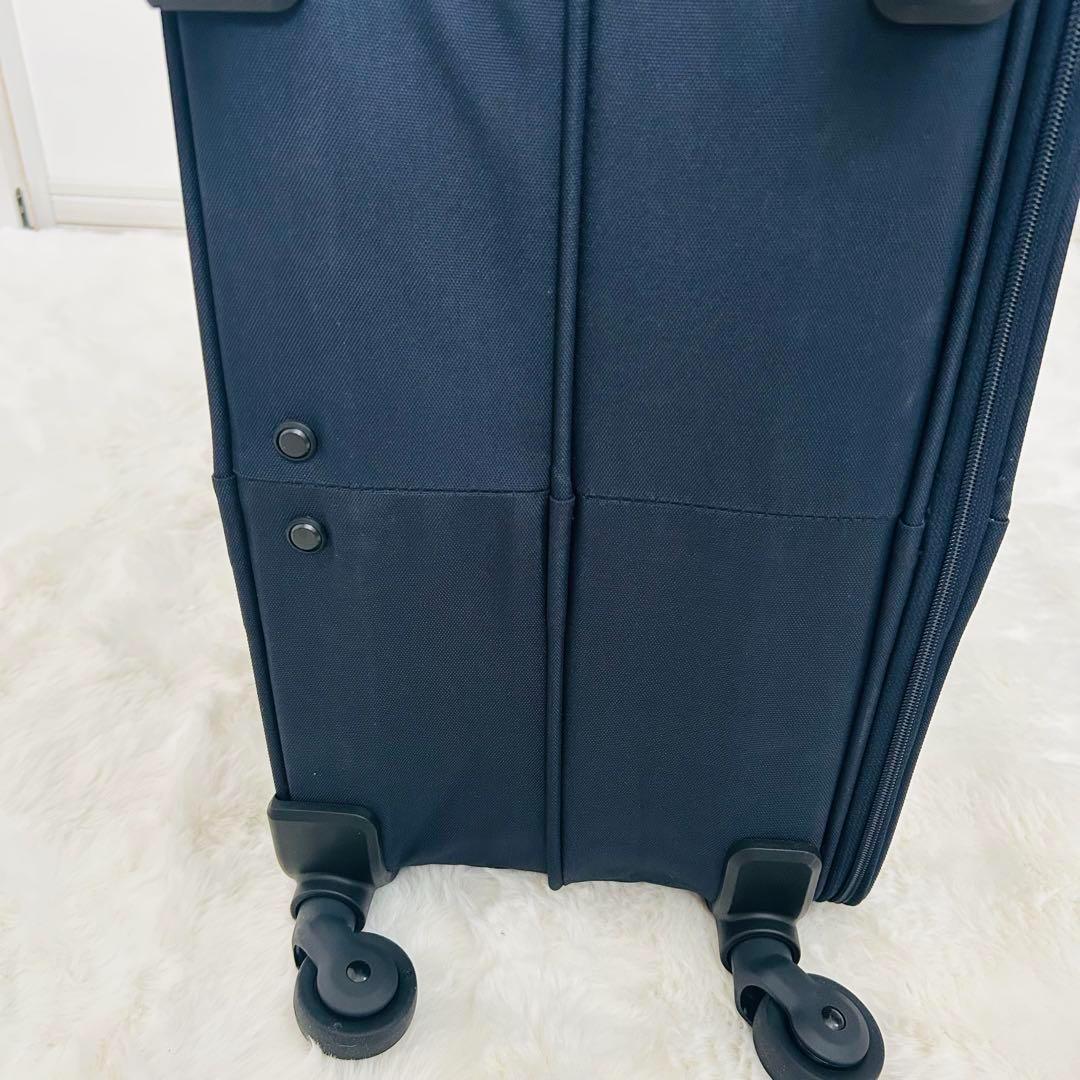 無印良品 半分の厚みで収納できるソフト キャリーケース 63L スーツケース