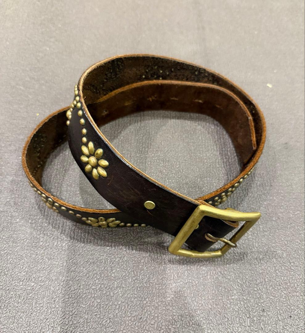 HTC / フラワー スタッズレザーベルト(サイズ34)