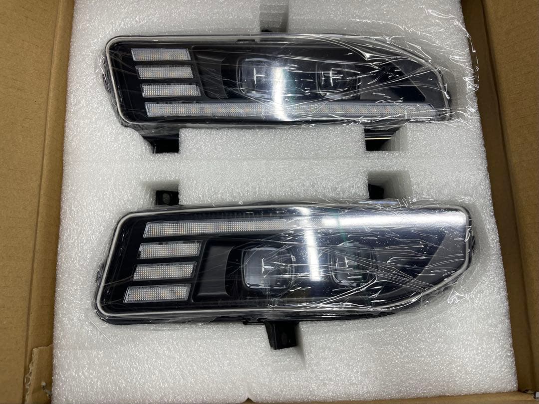 エクストレイルT32 後期 LEDフォグランプキット 未使用品