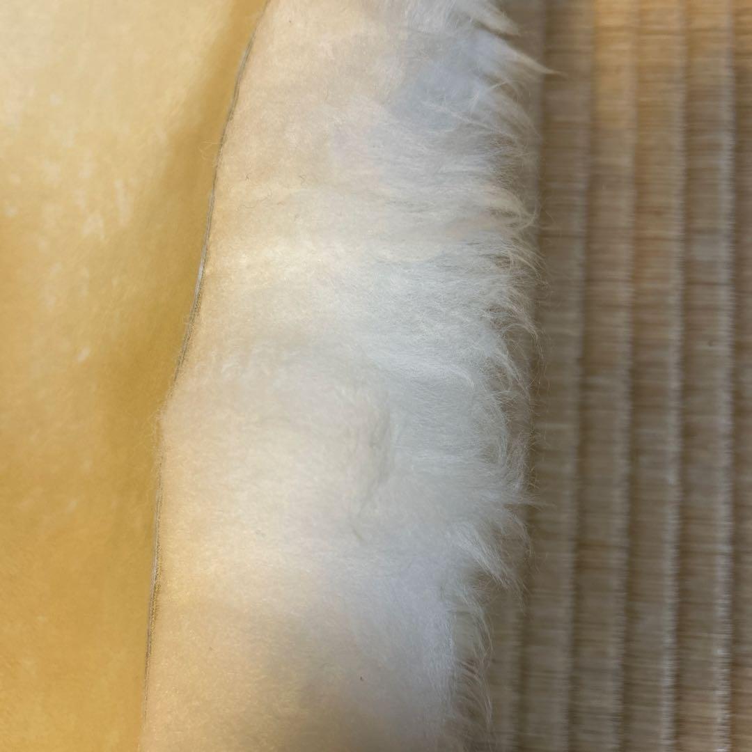 ムートン　ラグ　マット　羊毛皮