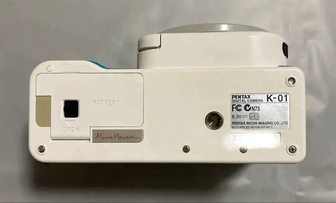 じ*ゃ様 ペンタックス　k-01 マークニューソン