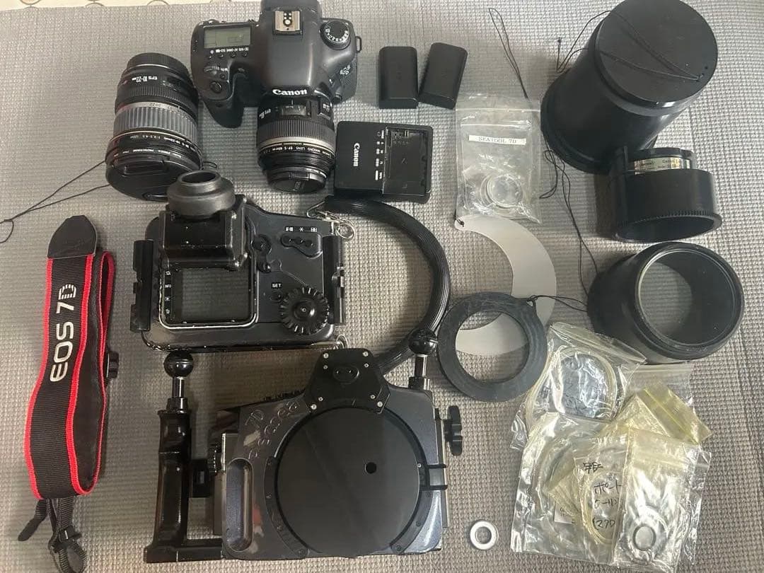 週末限定価格！Canon EOS 7D デジタル一眼レフカメラ＆水中セット