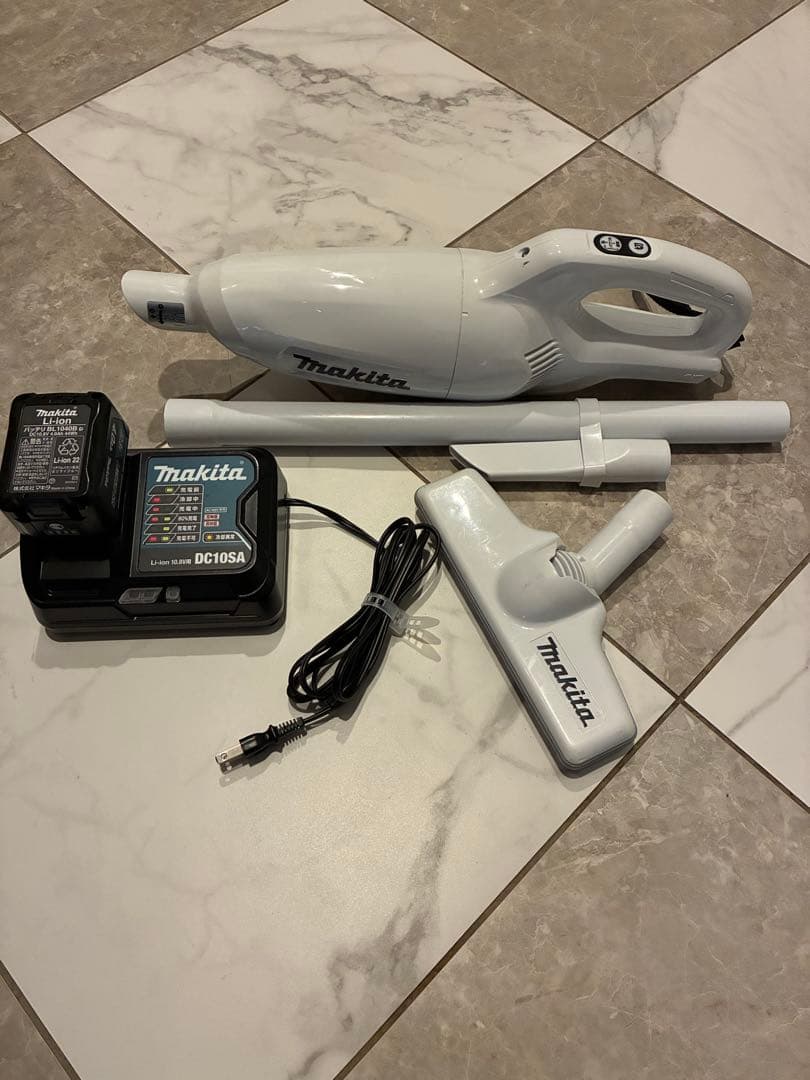 マキタ 掃除機 CL108FDSM（バッテリー4.0Ah・急速充電器付）