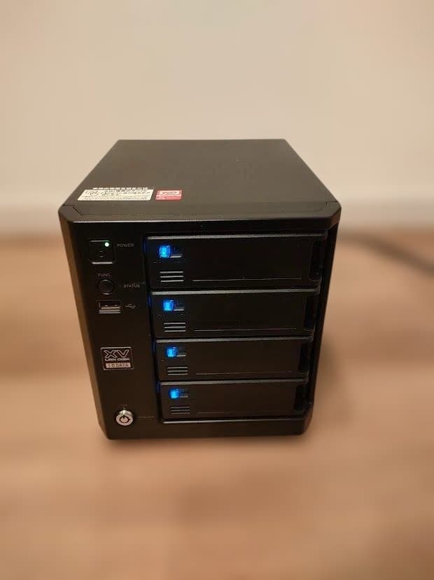 外付けハードディスク・ドライブ I-O DATA NAS LAN DISK 8TB HDL-XV8W