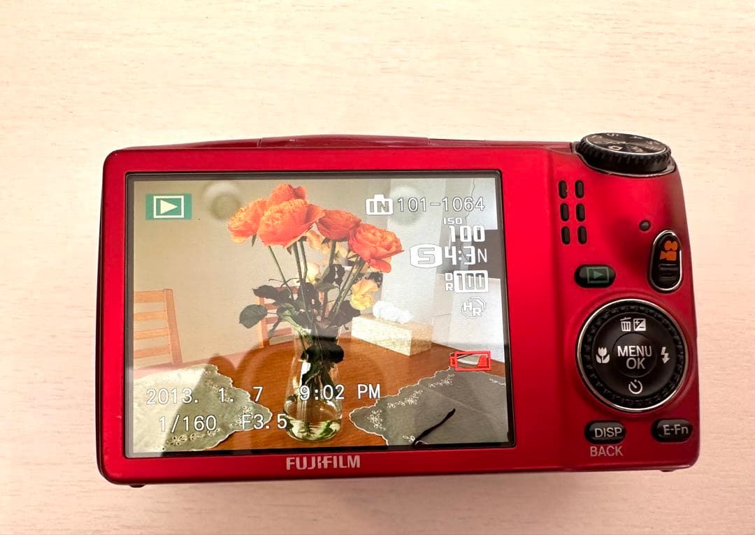 デジタルカメラFUJIFILM f900exr レッド新品リチウム電池付