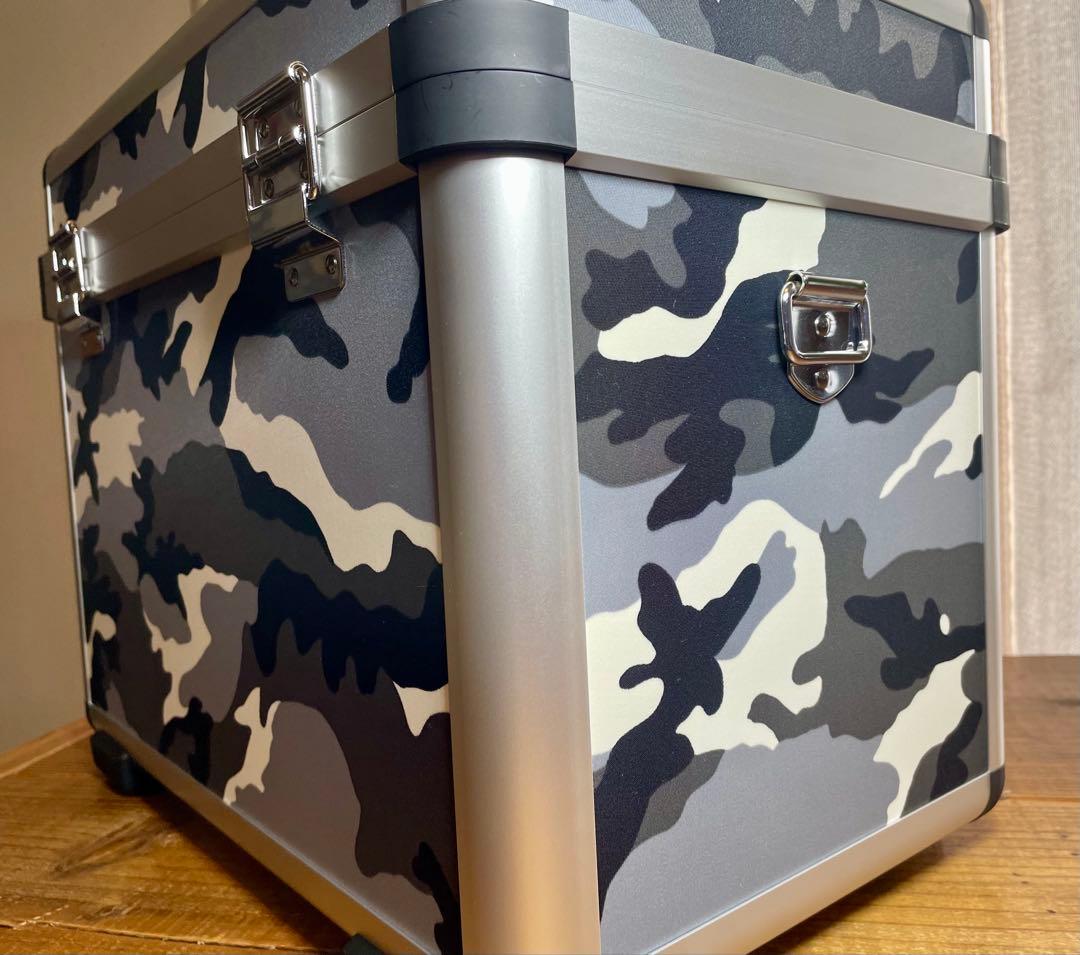 【未使用品】EOS5DMK4購入特典　限定アルミトランク（非売品） CS100付