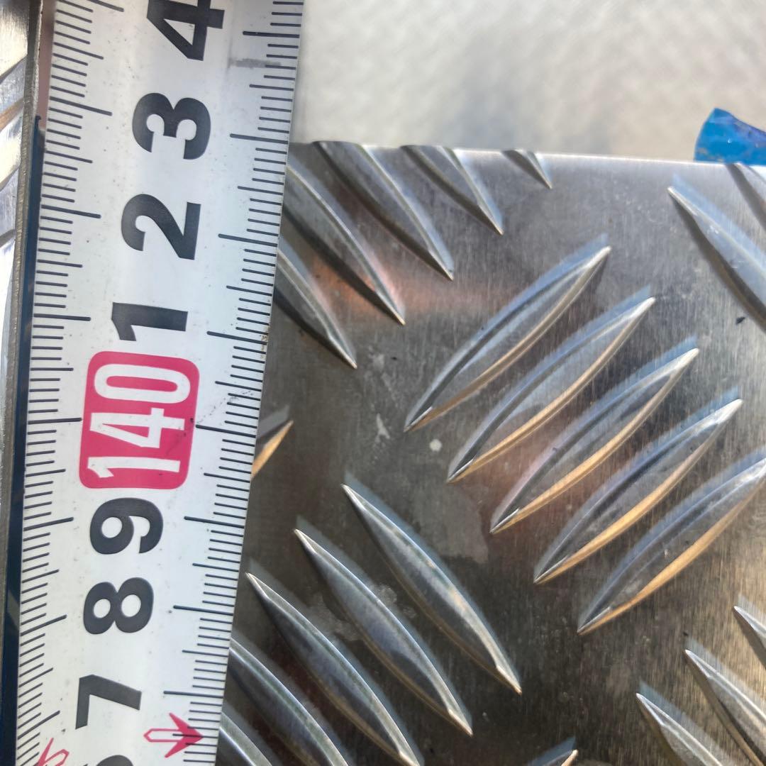 スズキスーパーキャリー用16用縞板煽り内側外側兼用