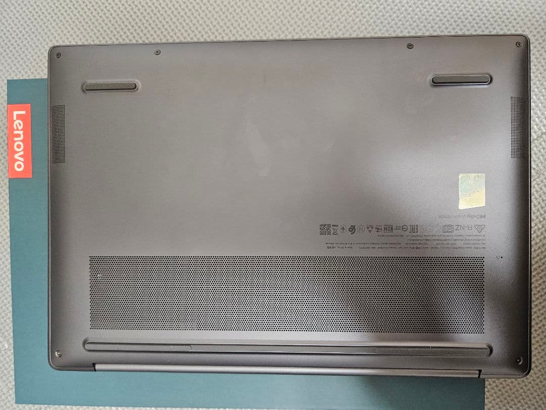 【美品 バッテリー97%】Lenovo Yoga Pro 7i 第13世代CPU