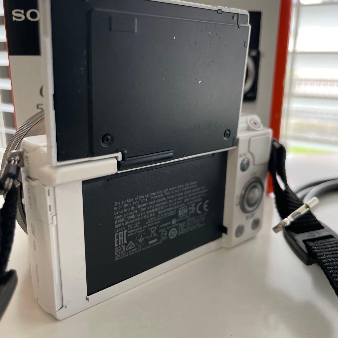 【最終値下げ】SONY α5100 ミラーレスカメラ E 16-50