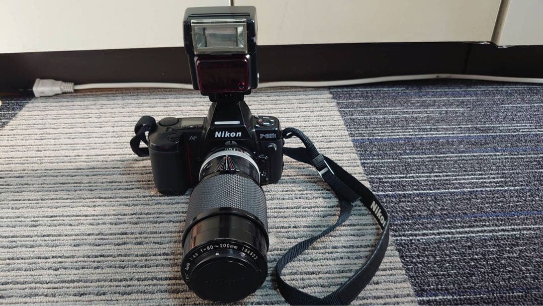 Nikon F-801S フィルム一眼レフカメラ