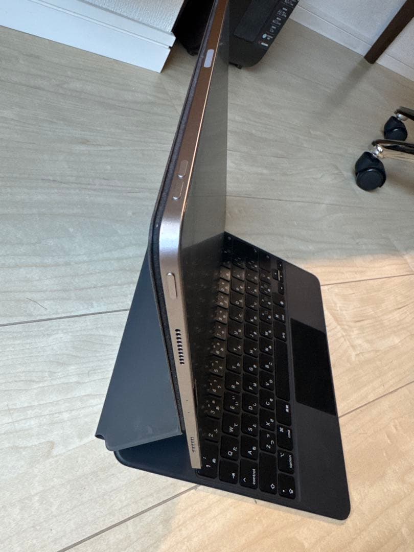 iPad Pro12.9第6世代128GB+マジックキーボード+ペンシルセット