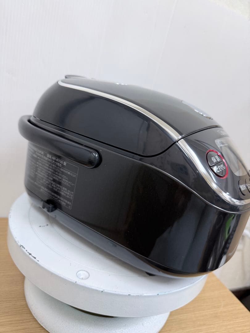 象印 Zojirushi NP-RT05 圧力IH炊飯器 3合炊き 2021年製