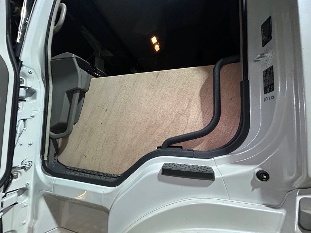 07スーパーグレート　フラット　助手席＋横壁