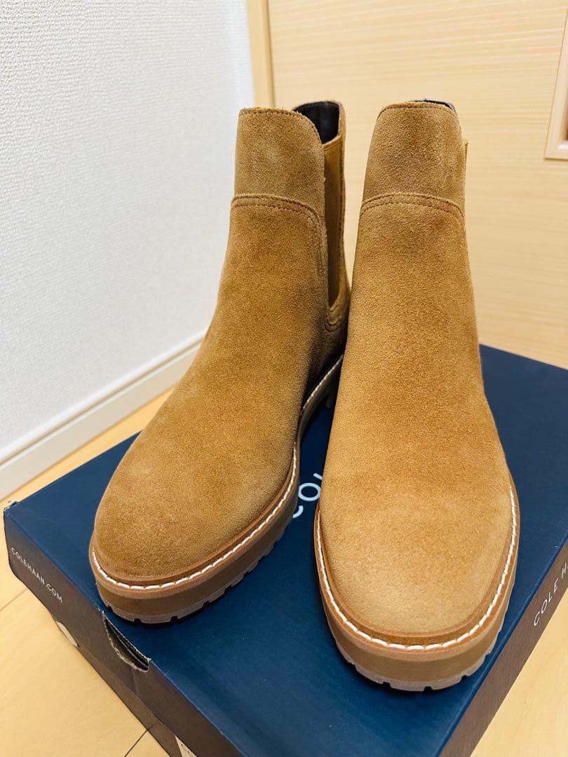 【新品】【COLE HAAN】スエードブーツ　本革