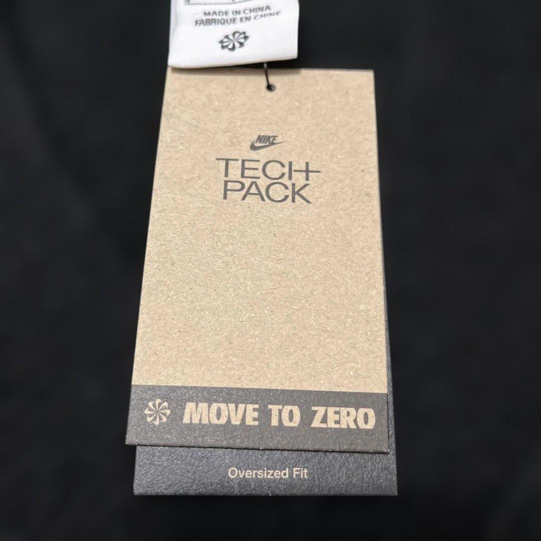 新品未使用品NIKE lab. TECH PACK オーバーサイズVネックニット