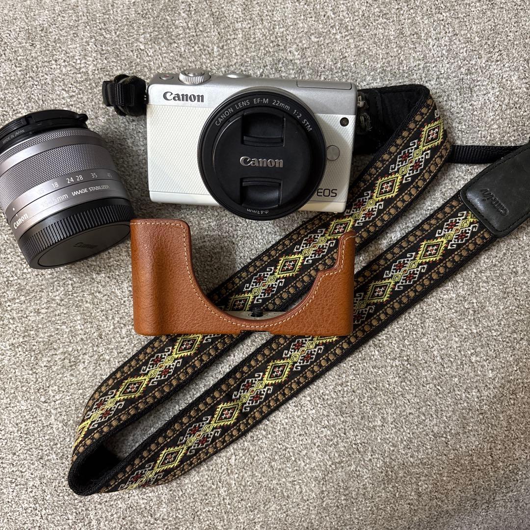 Canon EOS M100 ミラーレスカメラ レンズ付き