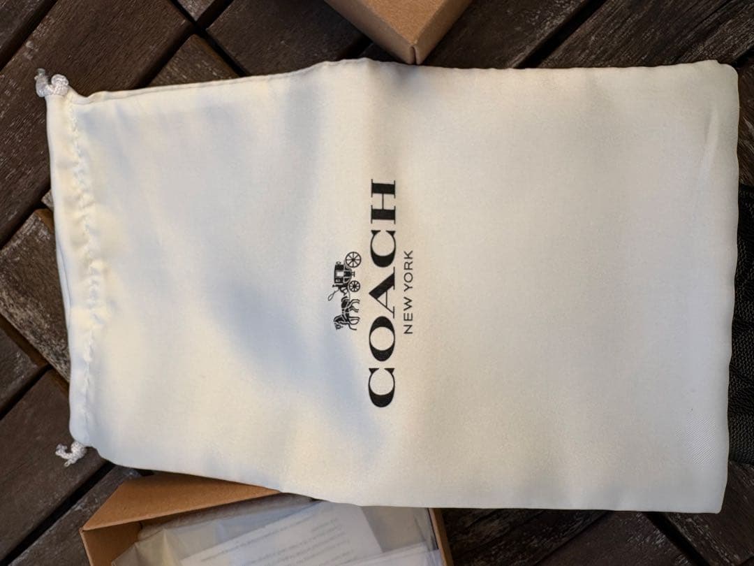 【未使用】COACH ブラック レザー 長財布　箱・袋付き