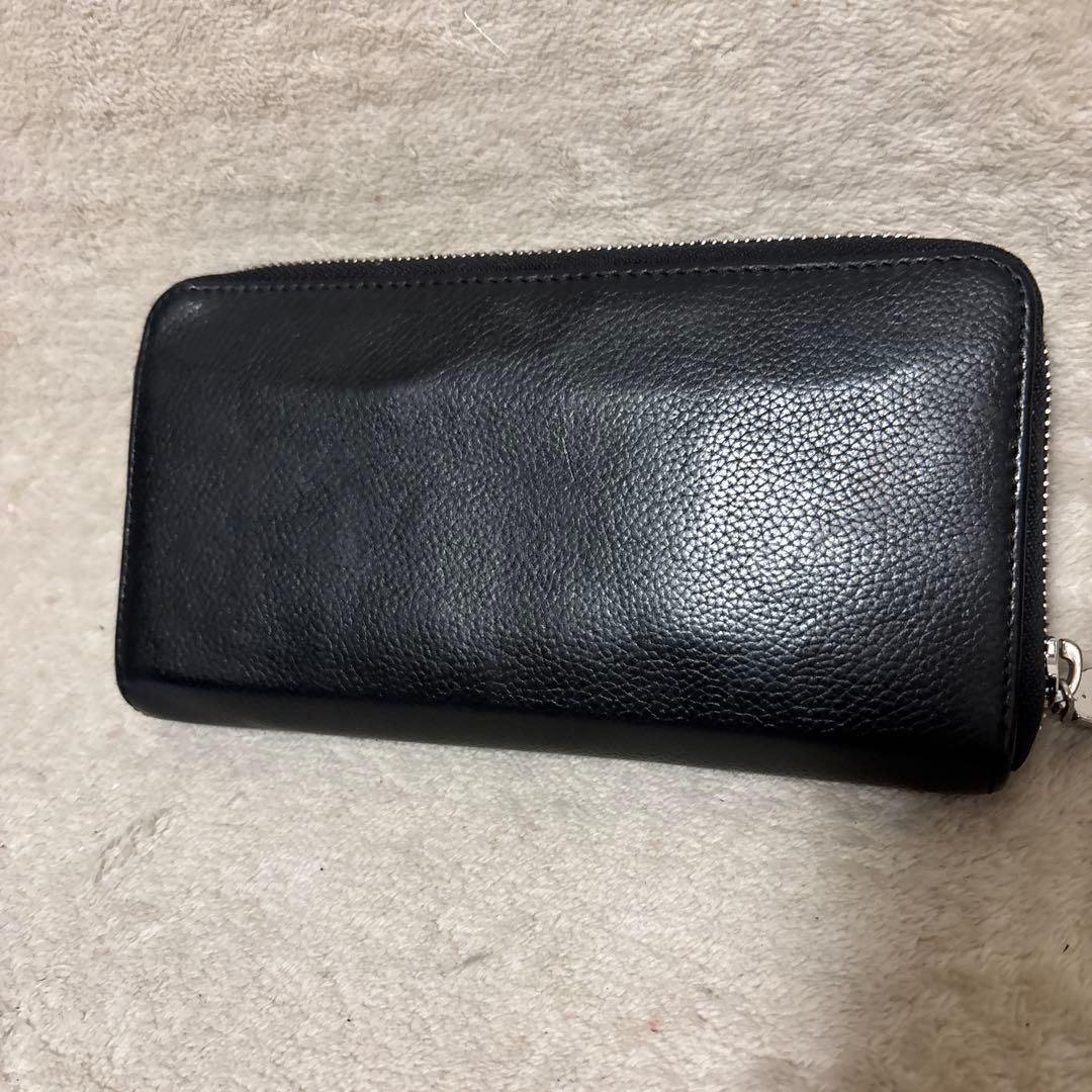 現行✨ディーゼル 長財布 Dロゴ 牛革 シボ革 エンボス 黒　ラウンドジップ
