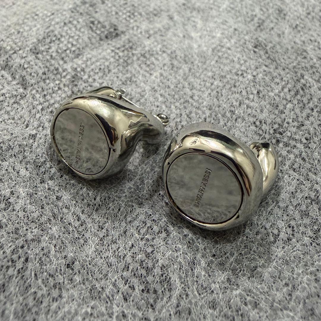 ISSEY MIYAKE （イッセイミヤケ）　ピアス