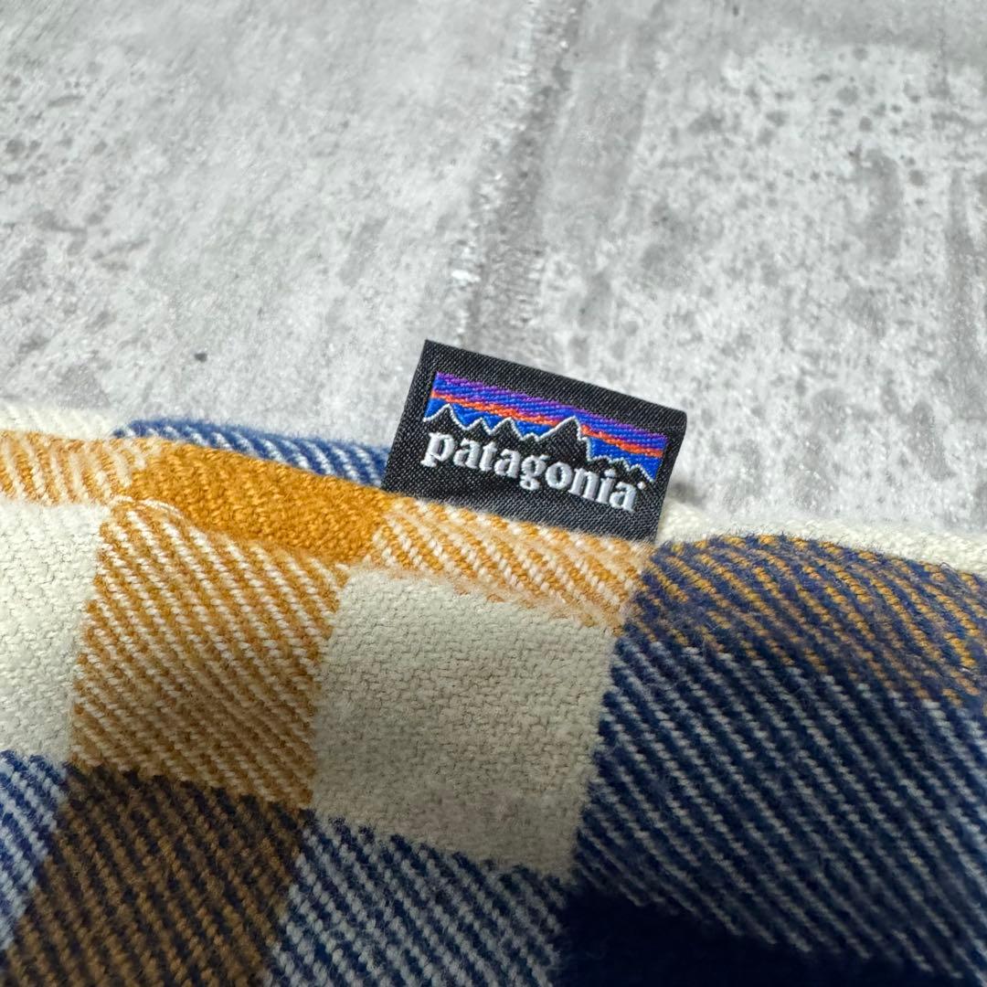 patagonia 15年製 フィヨルドフランネルシャツ クリーム ネルシャツ