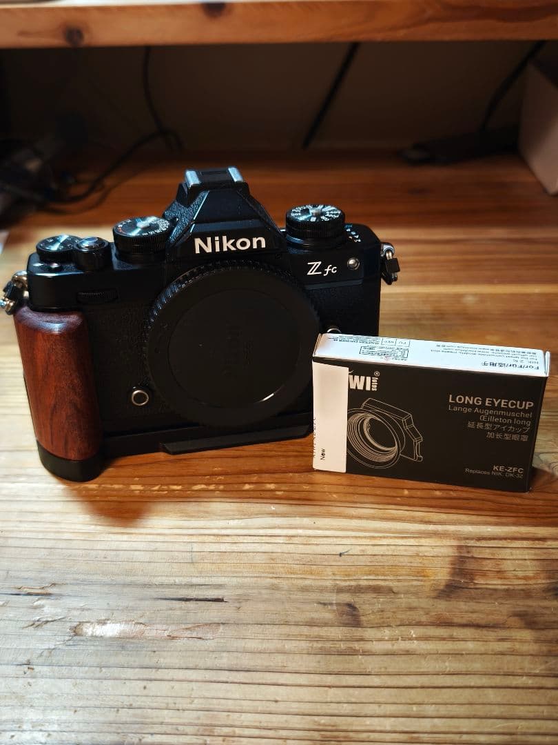 Nikon Zfc ボディ：ブラック