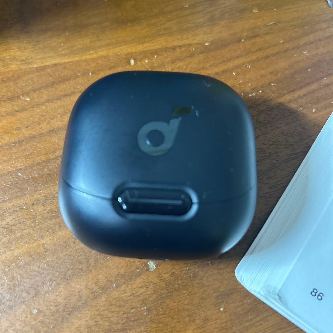 ブラック ワイヤレスイヤホン ケース