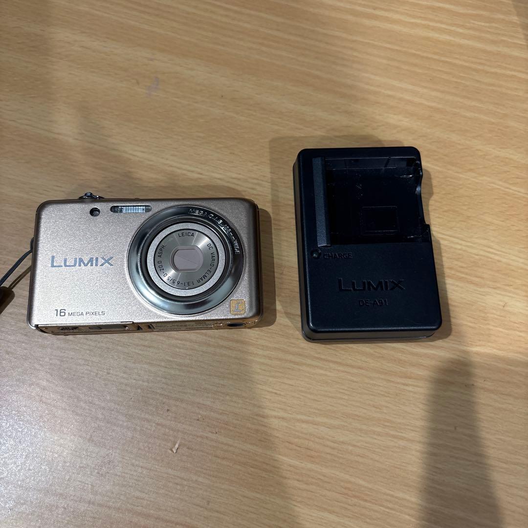 美品 LUMIX 16メガピクセル コンパクトデジタルカメラ