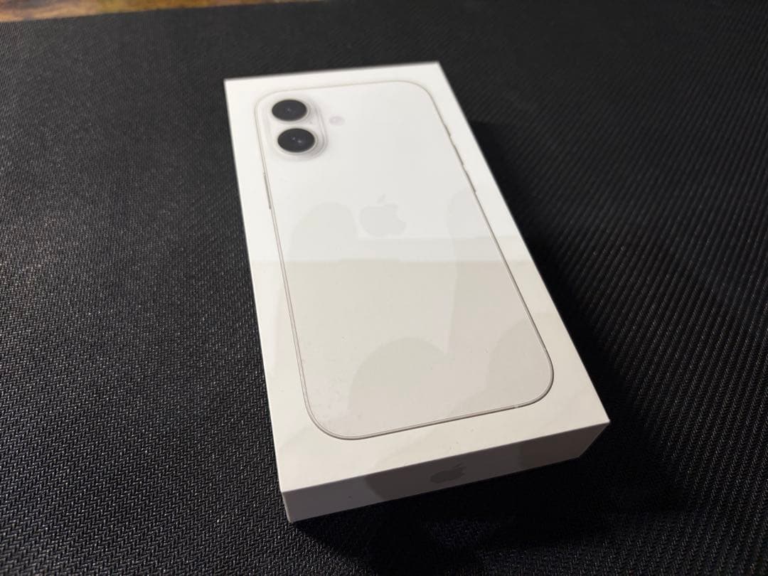 【新品未開封】iPhone17 256GB ホワイト simフリー