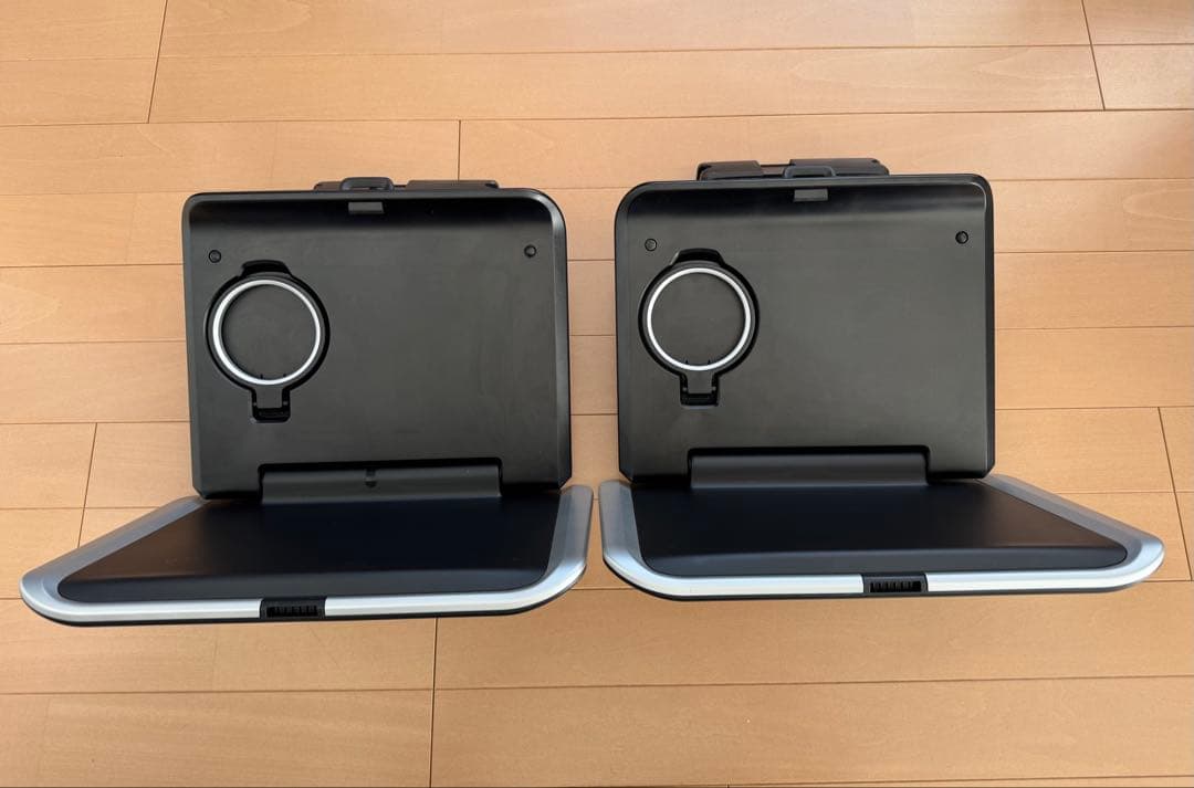 Mercedes-Benz 純正システムテーブル（ベースエレメント付き）