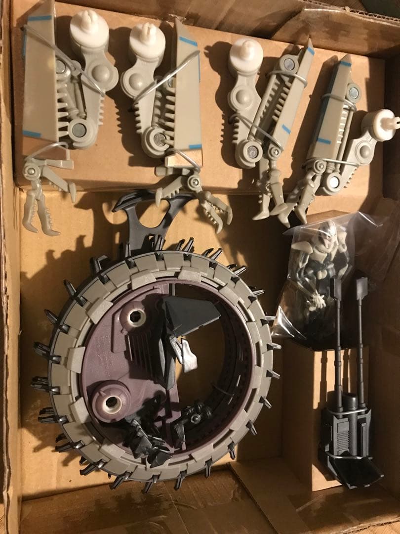 グリーバスホイール　スターウォーズ