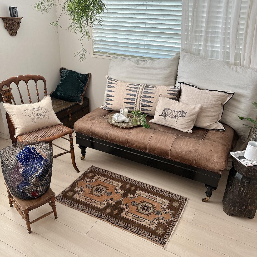 トルコ ヴィンテージラグ 960 スモール ベージュ ブラウン ペールブルー