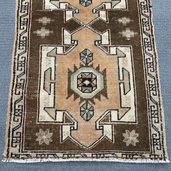 トルコ ヴィンテージラグ 960 スモール ベージュ ブラウン ペールブルー