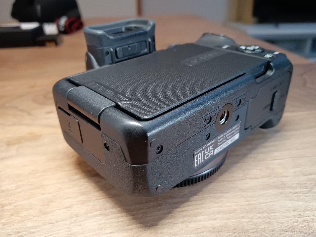 フ*ン様 【センサー清掃済み】Canon EOS R50 ボディ【取説+返金保証