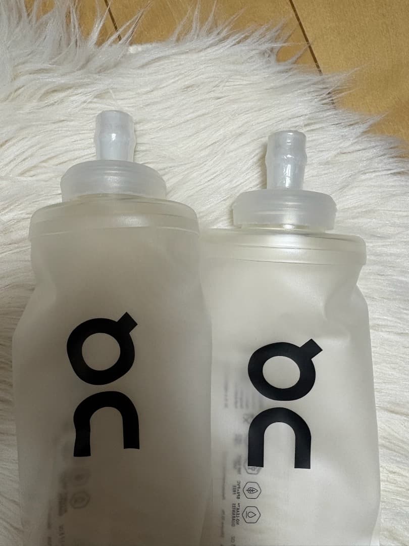 on Ultra Vest Pro　ウルトラベストプロ　S ランニングザック