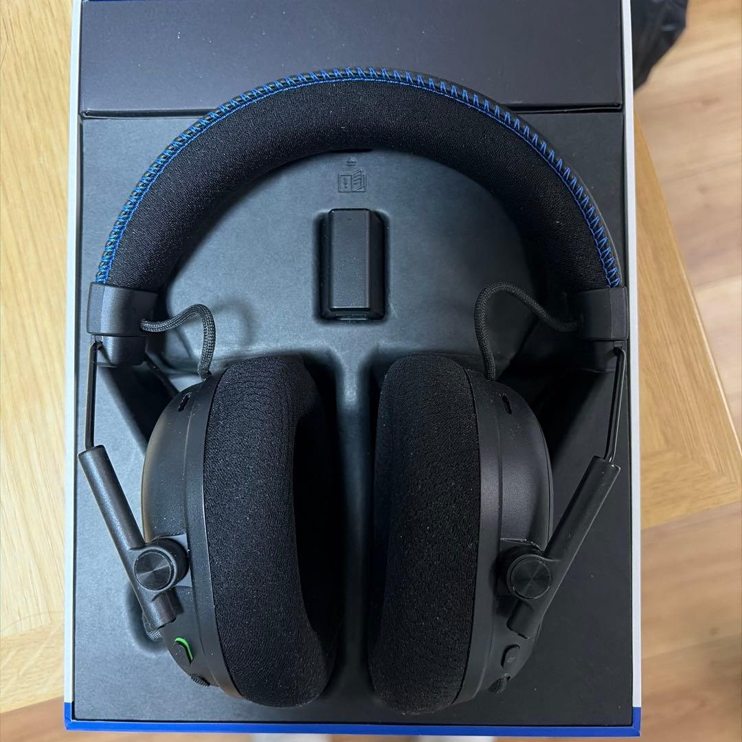 Razer BlackShark V3 Pro ワイヤレスヘッドセット