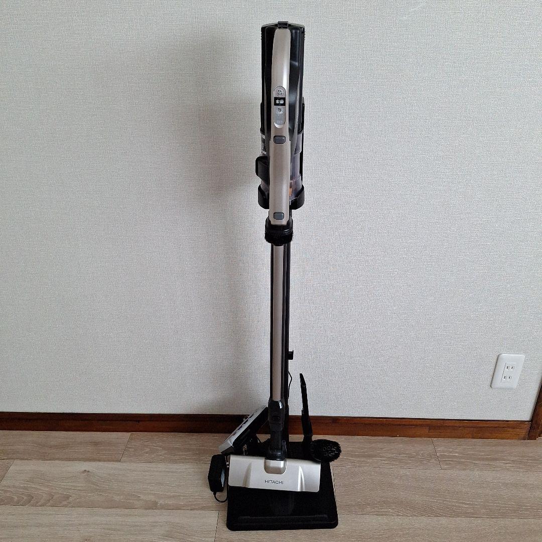 HITACHI 充電式掃除機