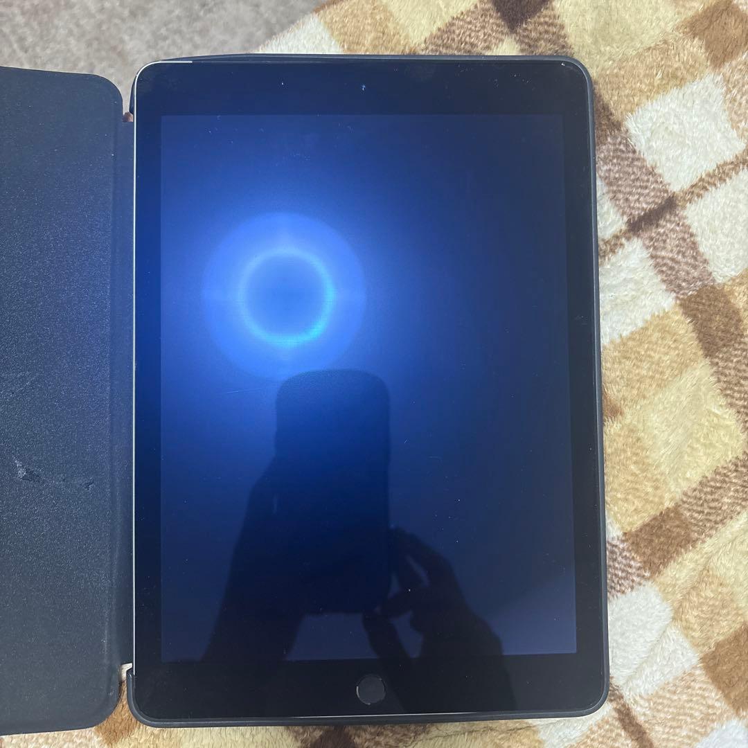 Apple iPad Air 128GB スペースグレー