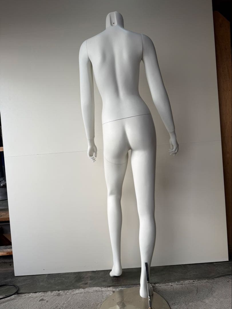 女性用ホワイトマネキン　９号