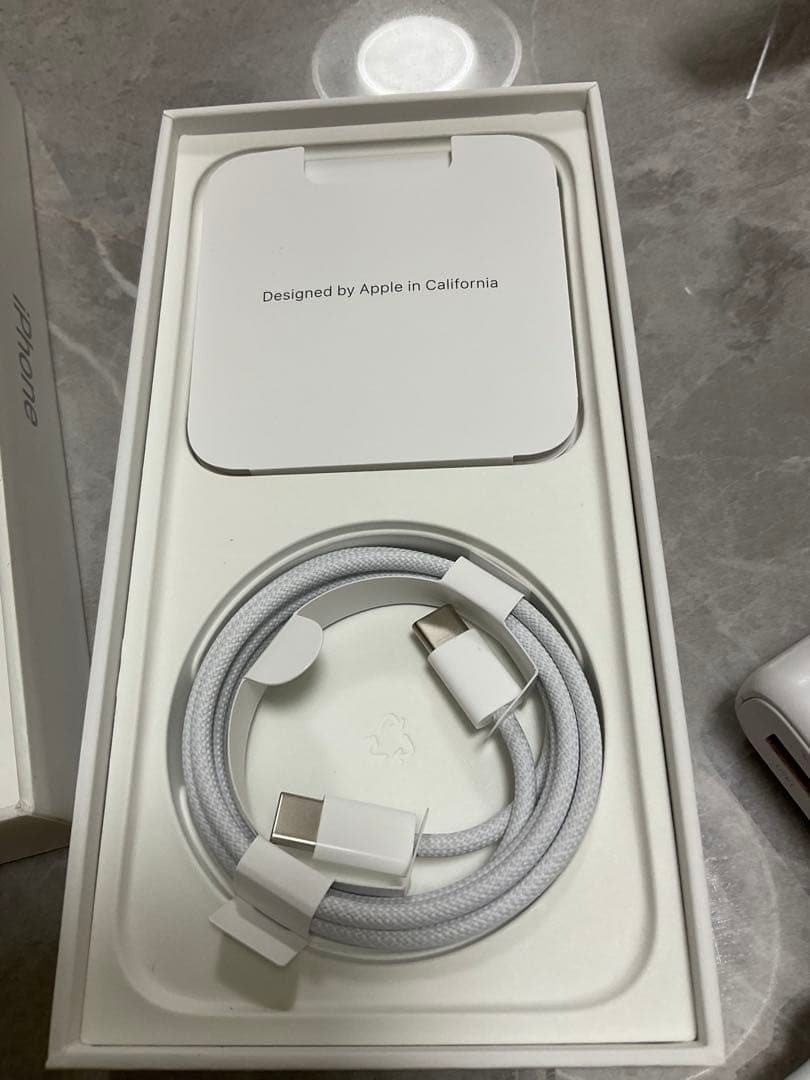 iPhone15ProMax 256GB SIMフリー 本体 美品 ホワイト