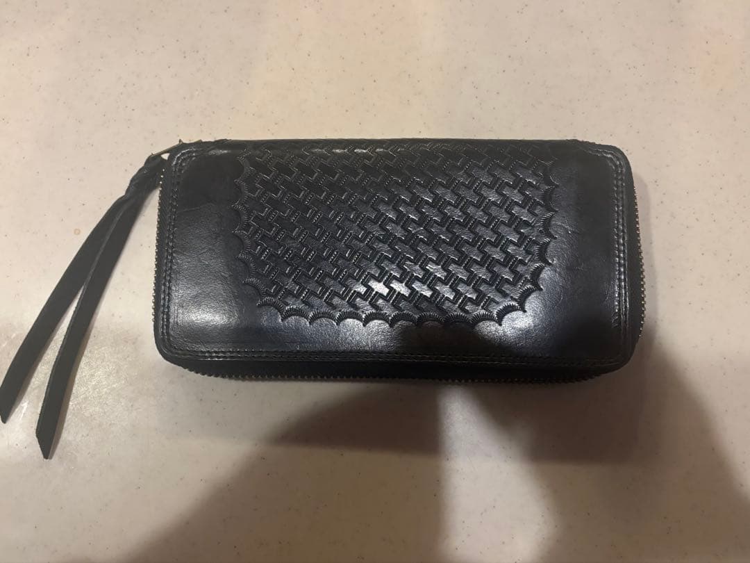 CALEE レザーラウンドジップウォレット