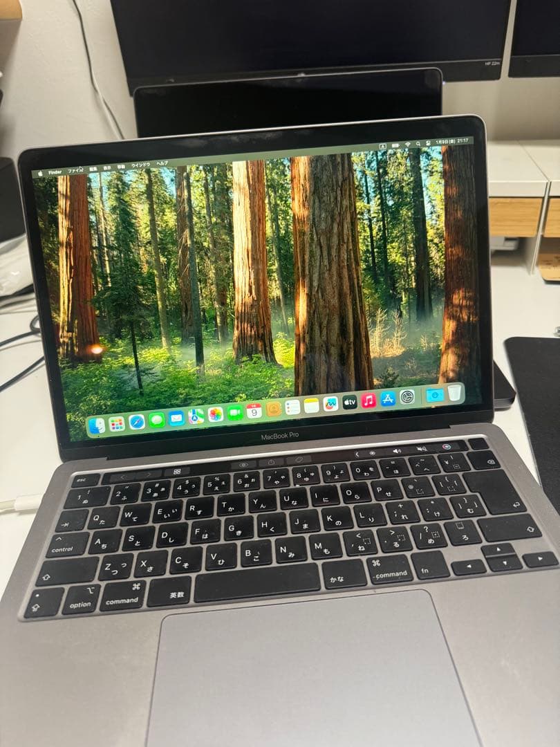 MacBook Pro 13インチ 2020 i5 8GB 512GB SSD