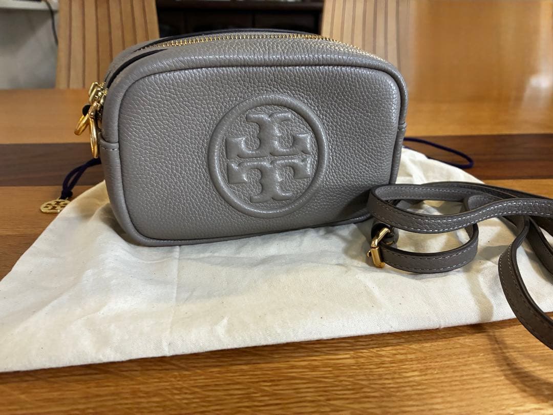 [美品] Tory Burch PERRY ミニショルダーバック