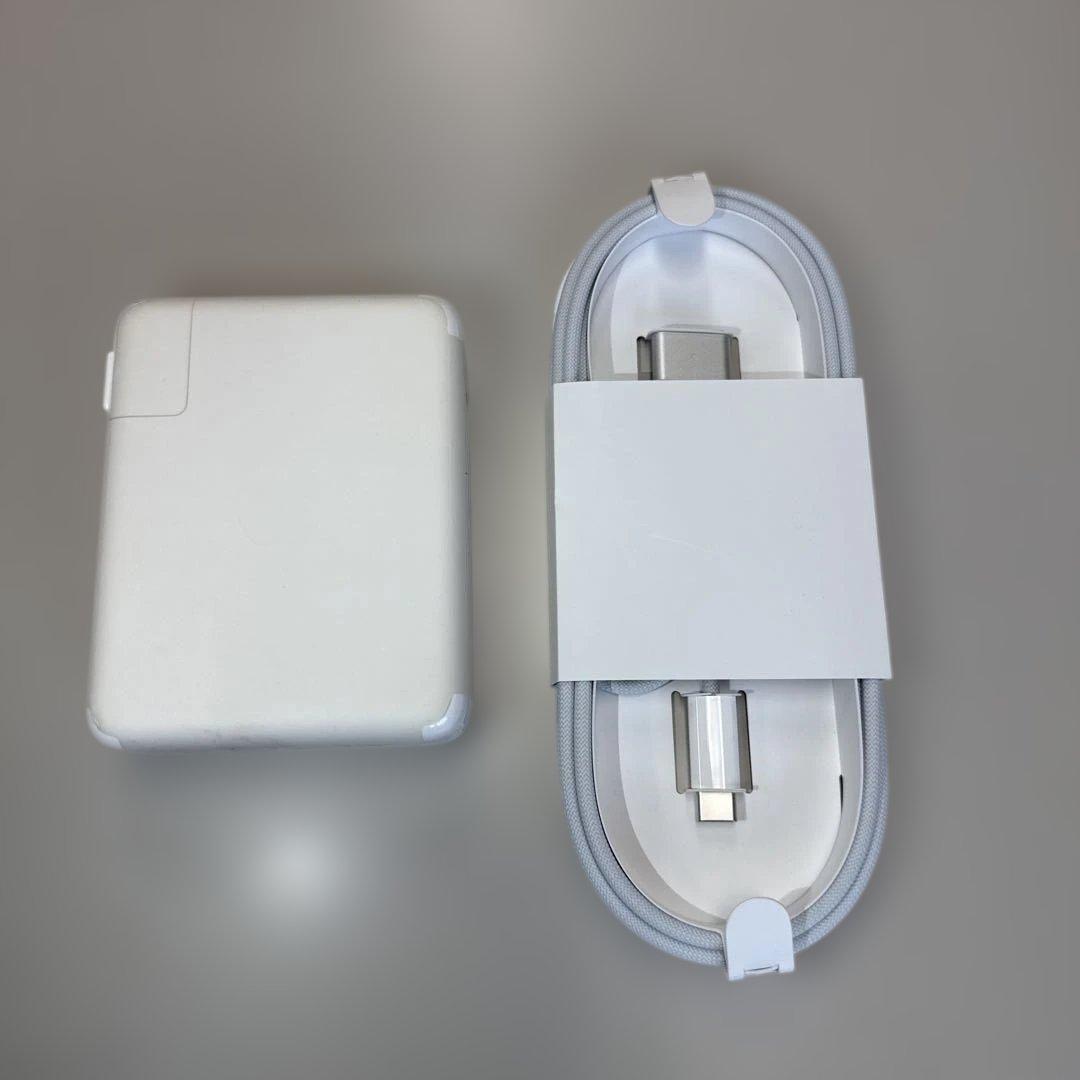 Apple純正 未使用 アダプタとUSB-C-MagSafe3 ケーブル2m
