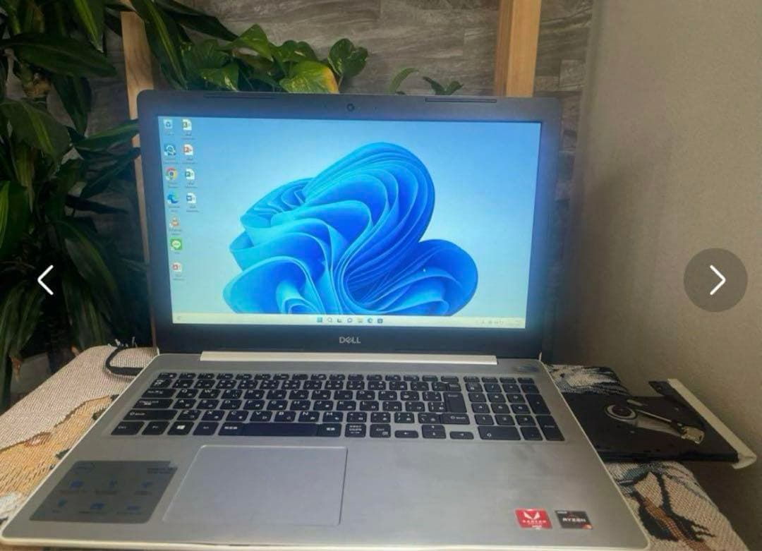 DELLパソコンノートメモリ8GB/SSD高速動作順調　Windows11