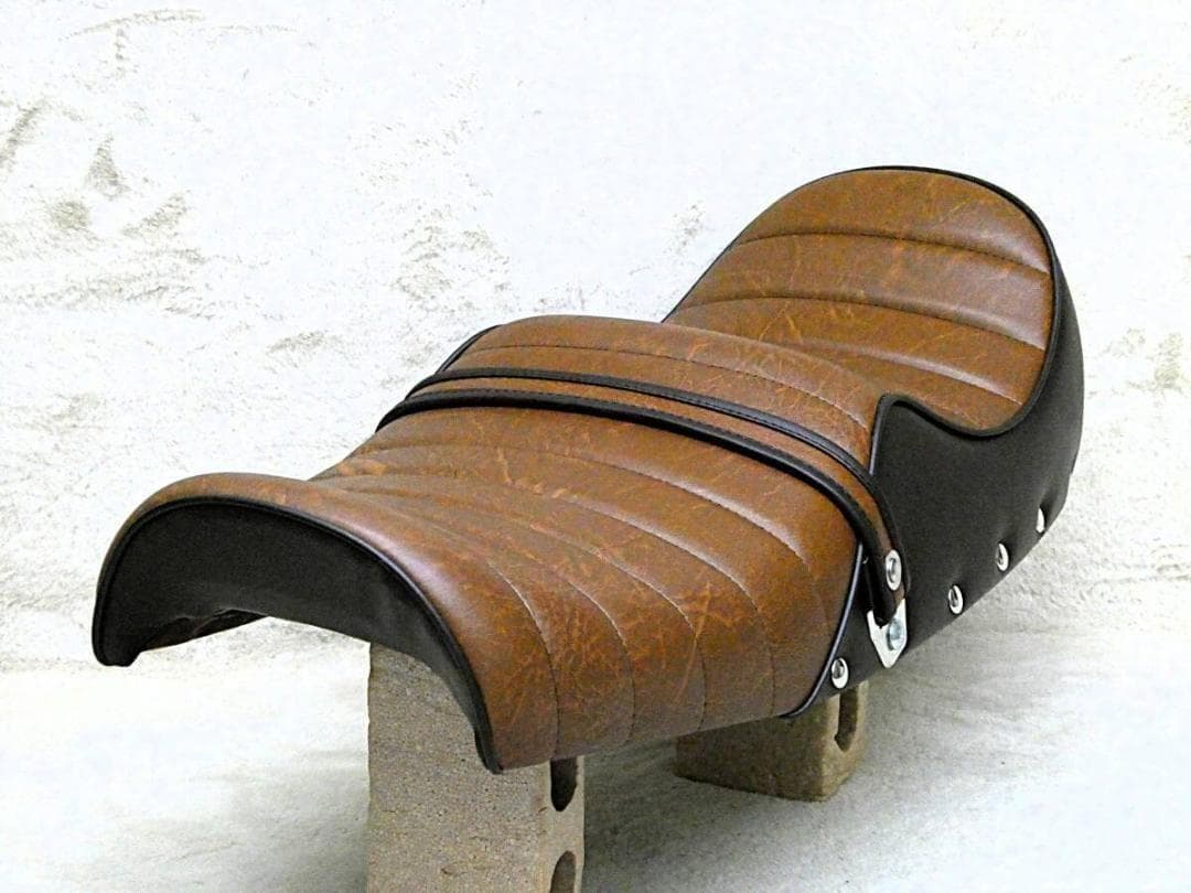 旧CB400F 新アンコ 茶ボタン　タックロールシート/チョビ三 あんこ抜き