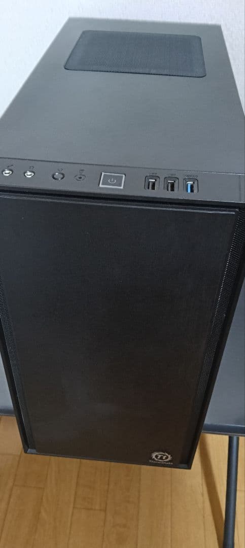 最終PCケース　Ryzen3 2200G 　電源　マザーボード　セット　箱あり