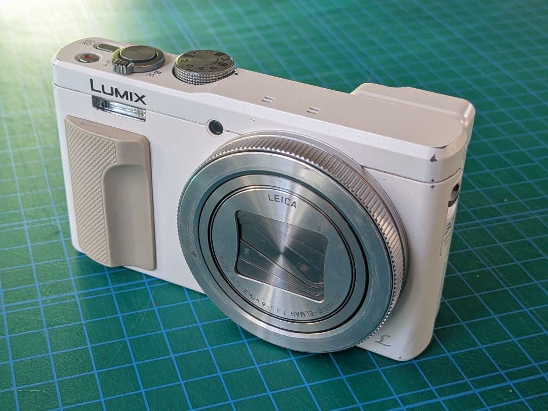 DMC-TZ85 Panasocic デジタルカメラ LUMIX 白