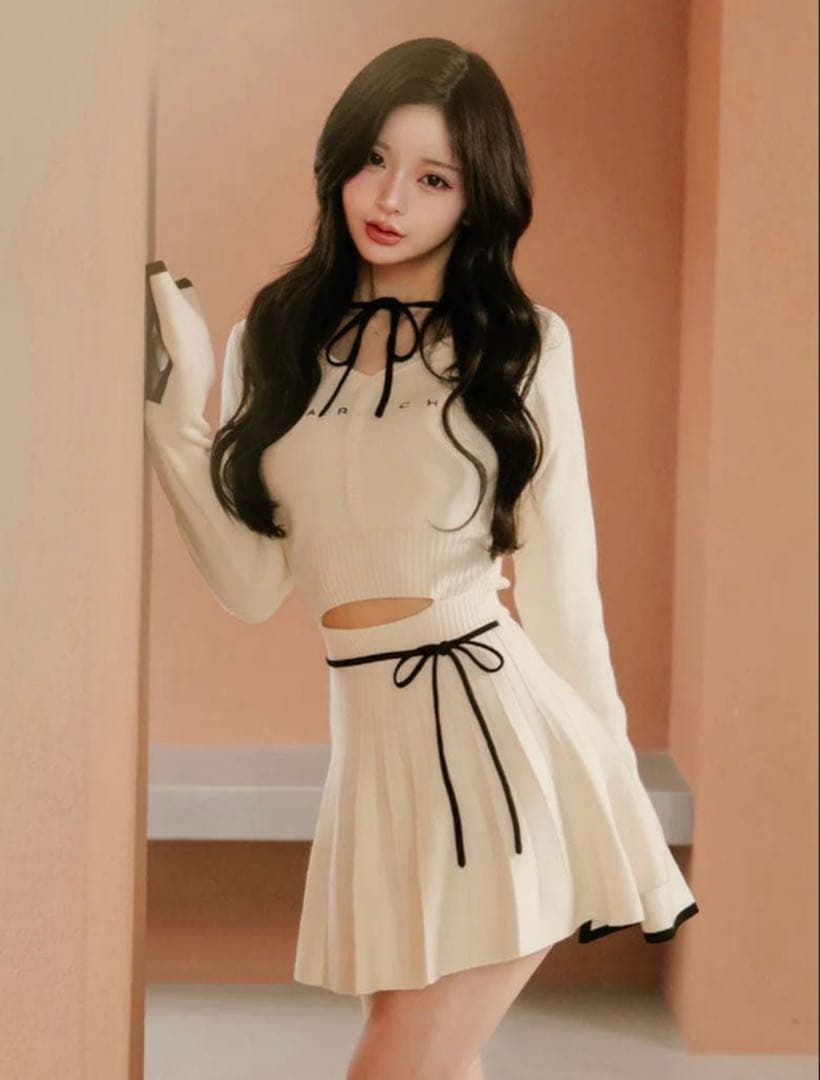 ダーリッチ　ウエストオープンリボンデザインニットミニワンピース　ivo