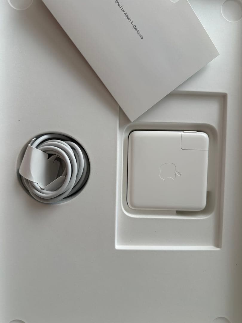 【充放電33回・極上品】MacBook Pro 16インチ 2019年モデル